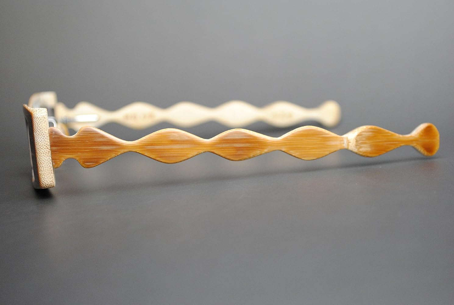 Amazon | 竹製めがねフレーム S-947F（DOKUSOU TIKUHOU)【ルーツ